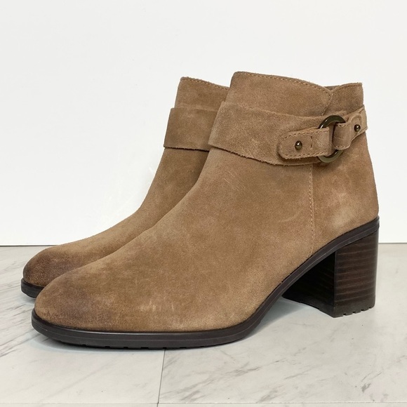 New! Naturalizer Lydia Tan Suede Ankle Bootie 7M - Picture 1 of 13